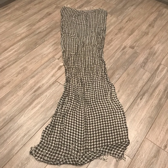 Shear houndstooth oversized scarf - Picture 2 of 4